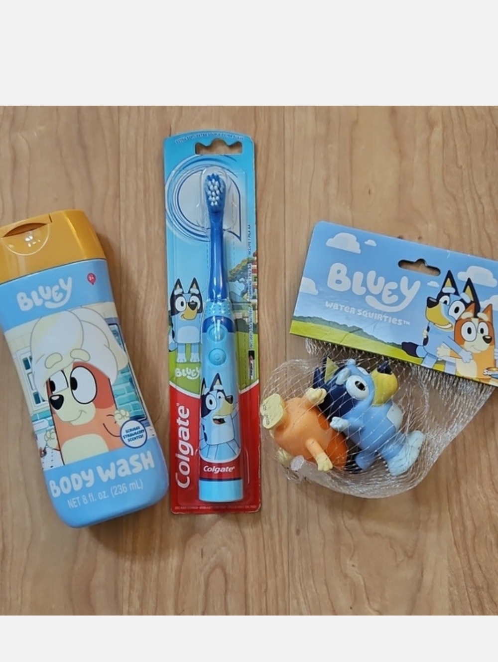 NWT Bluey Kids Bath Bundle Electric Toothbrush, Body Wash & Water Squirties
